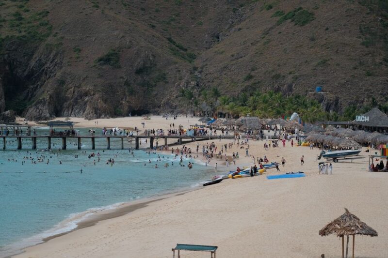 3 Wisata Pantai di Blitar Wajib Dikunjungi: Panduan Praktis Liburan
